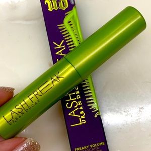 Urban Decay Lash Freak Sample Size